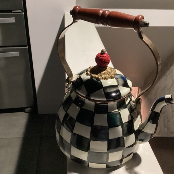 Mackenzie-Childs Courtly CHECK. LIKE NEW. Stunning kitchen design. Signed - Picture 8 of 12